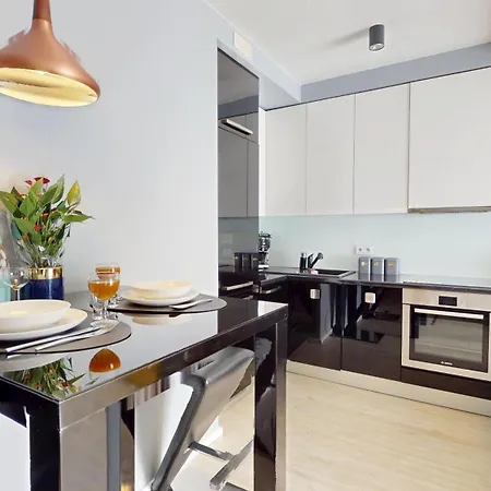 公寓 Golden Hour Rose - Kurkowa 14 弗罗茨瓦夫