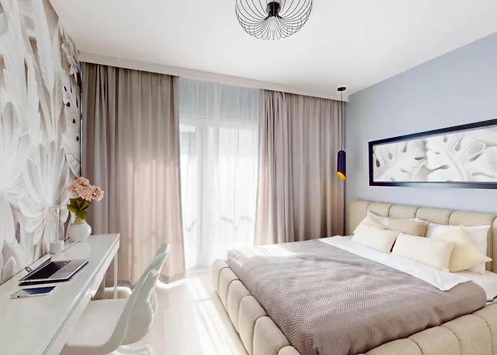 Golden Hour Rose - Kurkowa 14 Wrocław